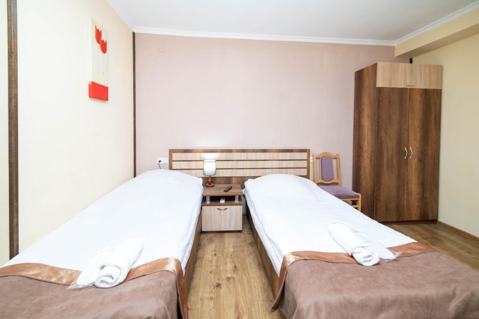 Guest House Kavkasioni 33 เทลาวี ภายนอก รูปภาพ