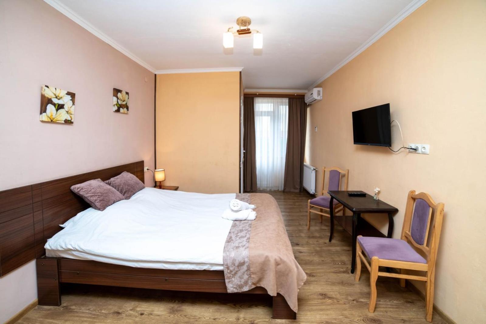 Guest House Kavkasioni 33 เทลาวี ภายนอก รูปภาพ
